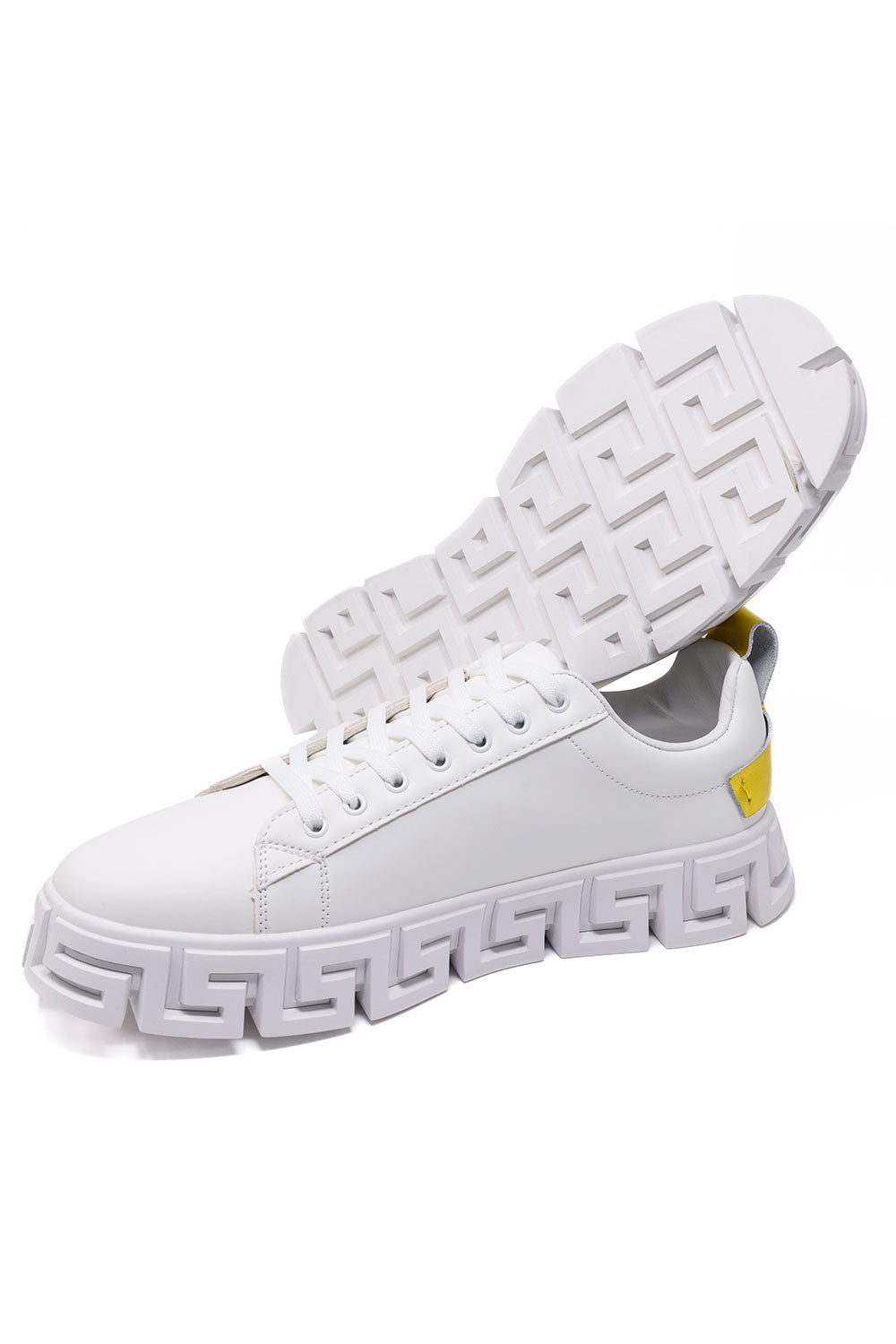 Nifty Pair Low Top Sneakers