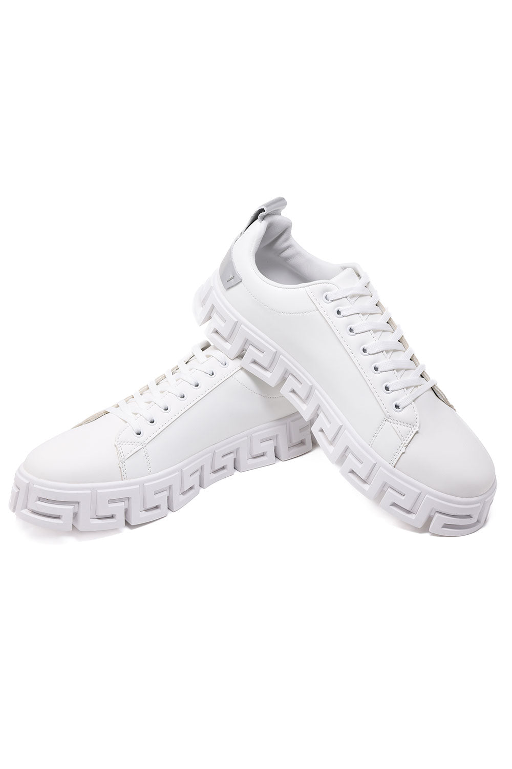 Nifty Pair Low Top Sneakers 2