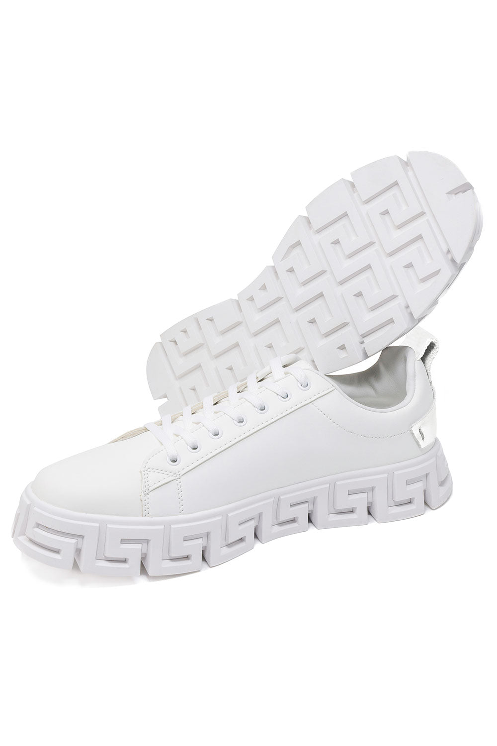 Nifty Pair Low Top Sneakers 2