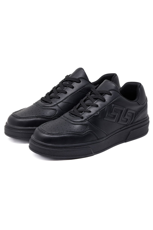 Downtown Uproar Low Top Sneakers