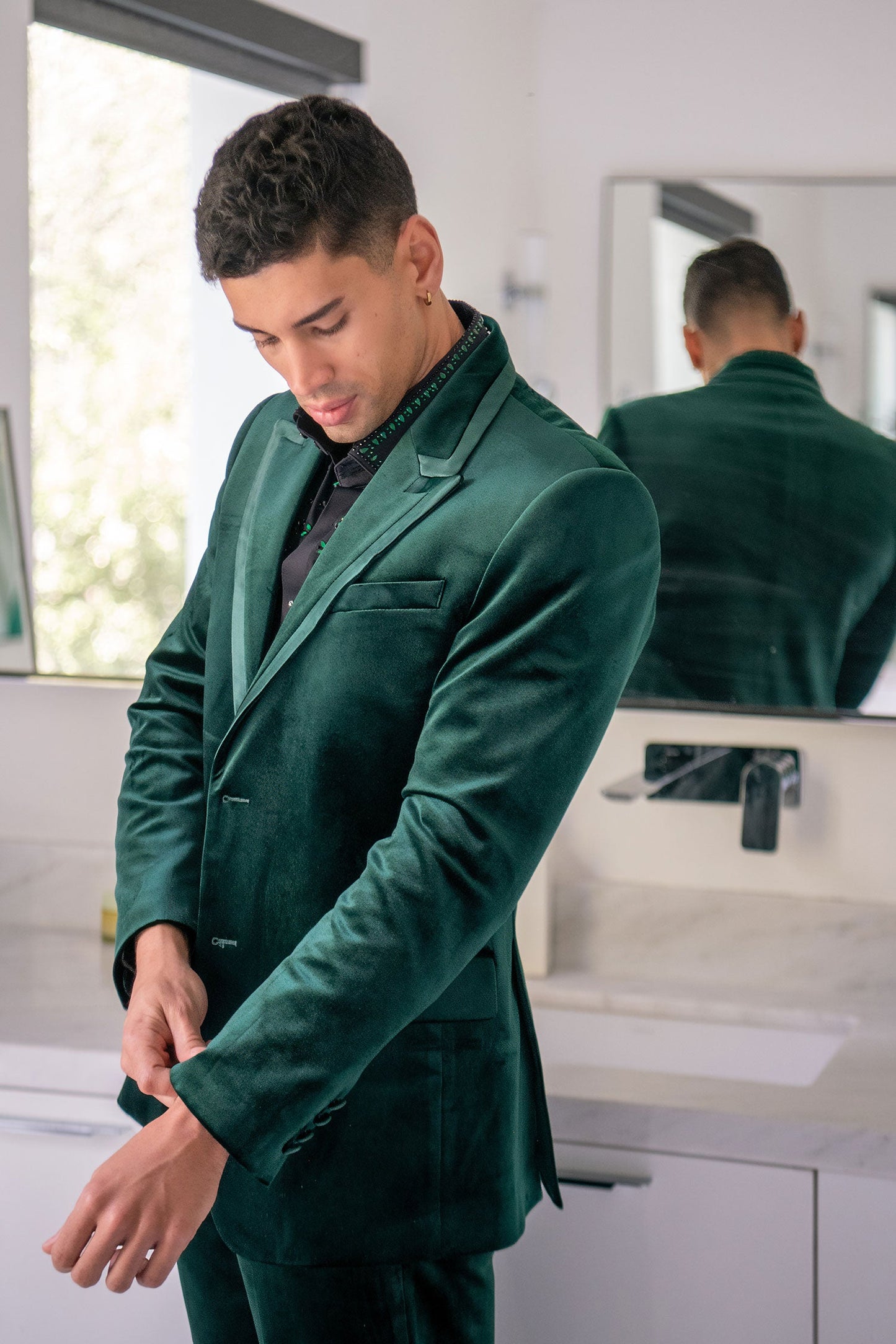 Fluffad Velvet Blazer